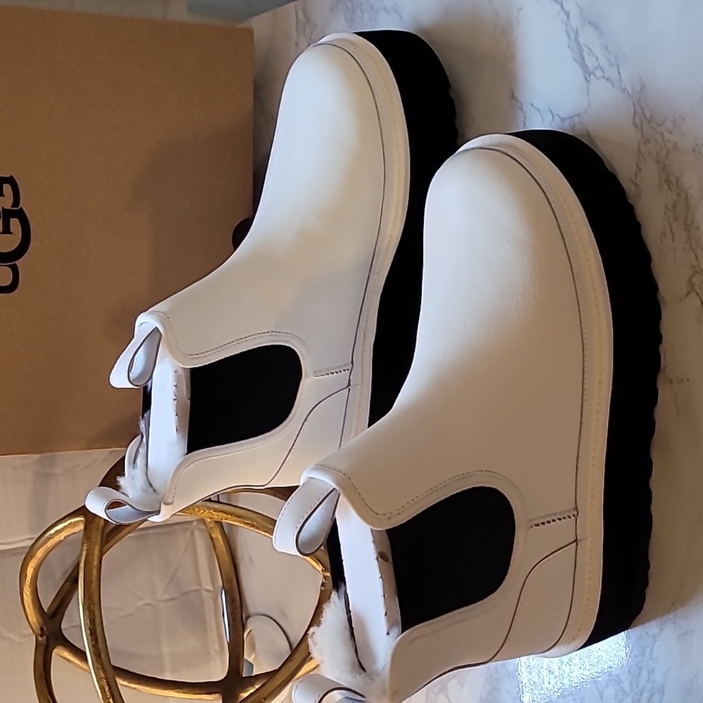 UGG NEUMEL SHEARLING PLATFORM CHELSEA BOOTS WHITE SZ 10 - Picture 13 of 17